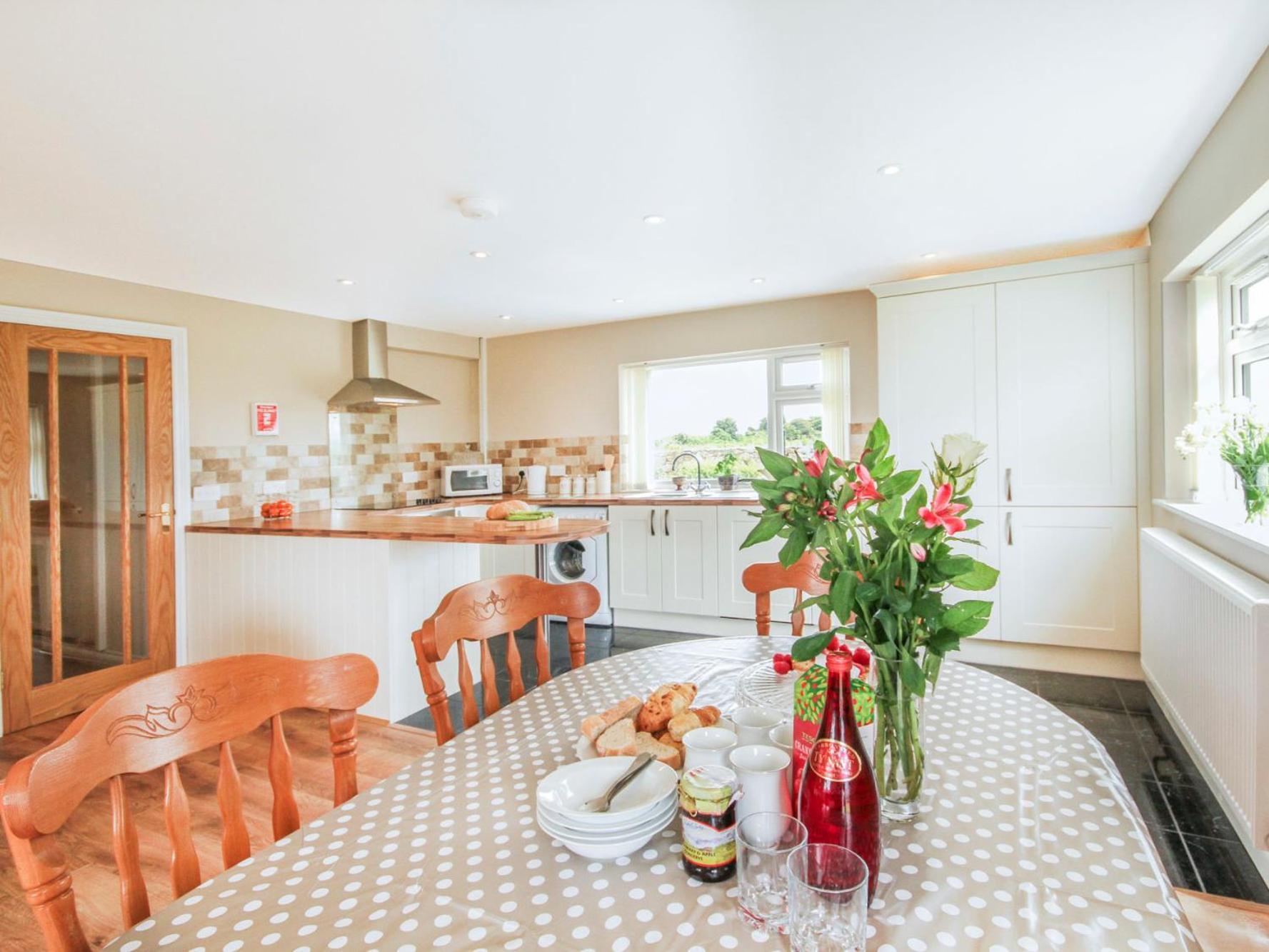 Coed Bolyn Lodge Llanddeiniolen Екстер'єр фото
